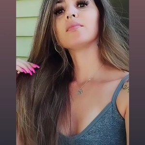 Meet your Posher, Mayara